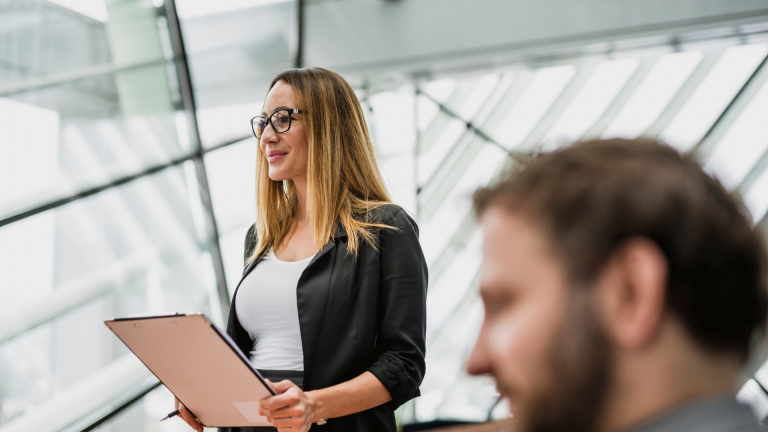 How to Successfully Pitch Your Business Idea to Investors