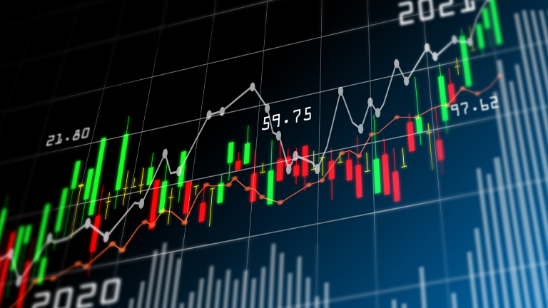 What’s the Difference Between A Money Market Account and A Savings Account?
